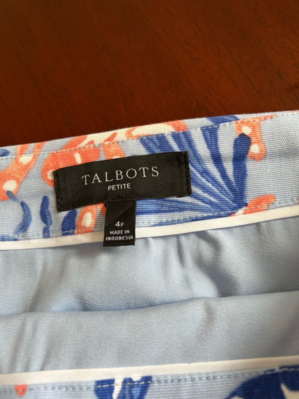 Talbots Pastel Blue and Peachy Floral Border A-Line Skirt 4P Lined skirt - Picture 4 of 7